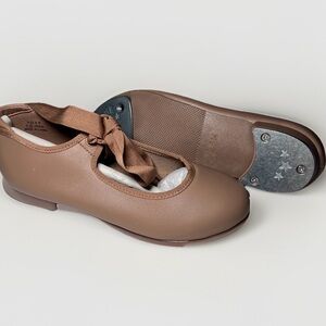 Danshuz New Tap Shoes Kid’s Size 12.5 M Comfort Tan Dance Ribbon
